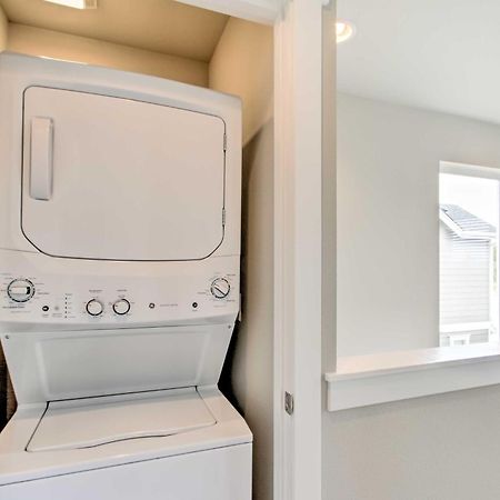 Ocean Shores House With Hot Tub - Walk To Beach Εξωτερικό φωτογραφία