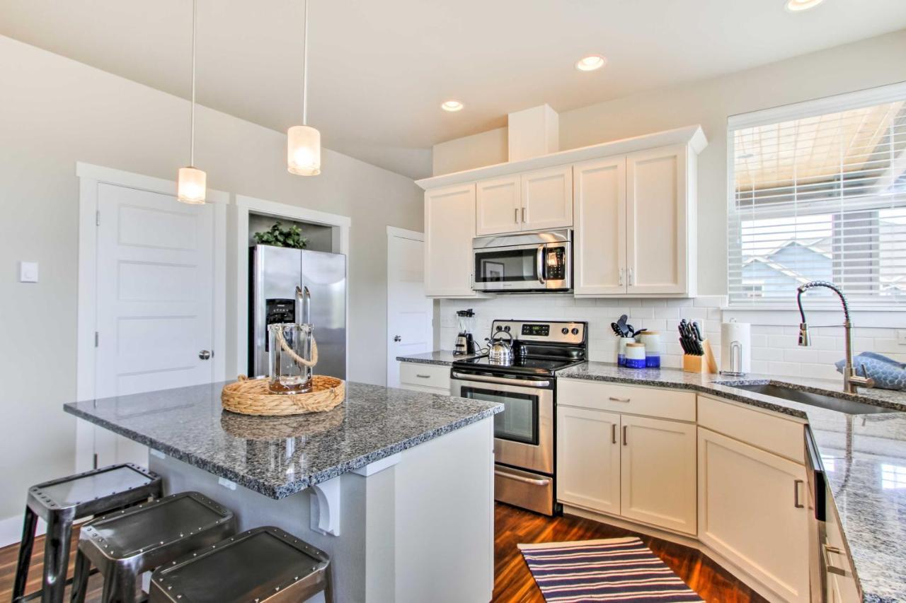 Ocean Shores House With Hot Tub - Walk To Beach Εξωτερικό φωτογραφία